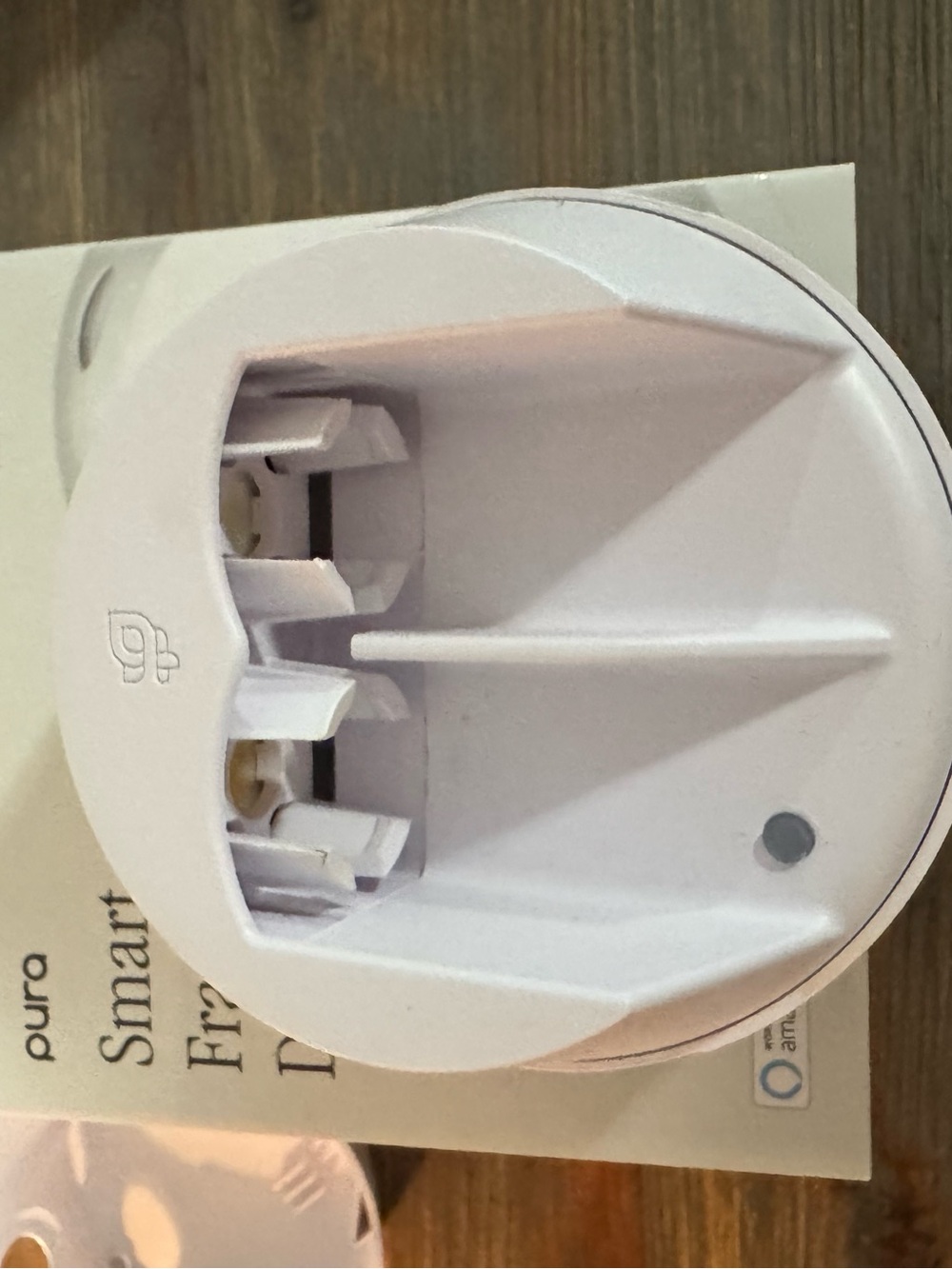 3- Pura Smart Fragrance Diffuser - White - Picture 4 of 8